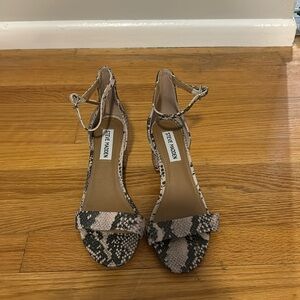 Steve Madden Sandals